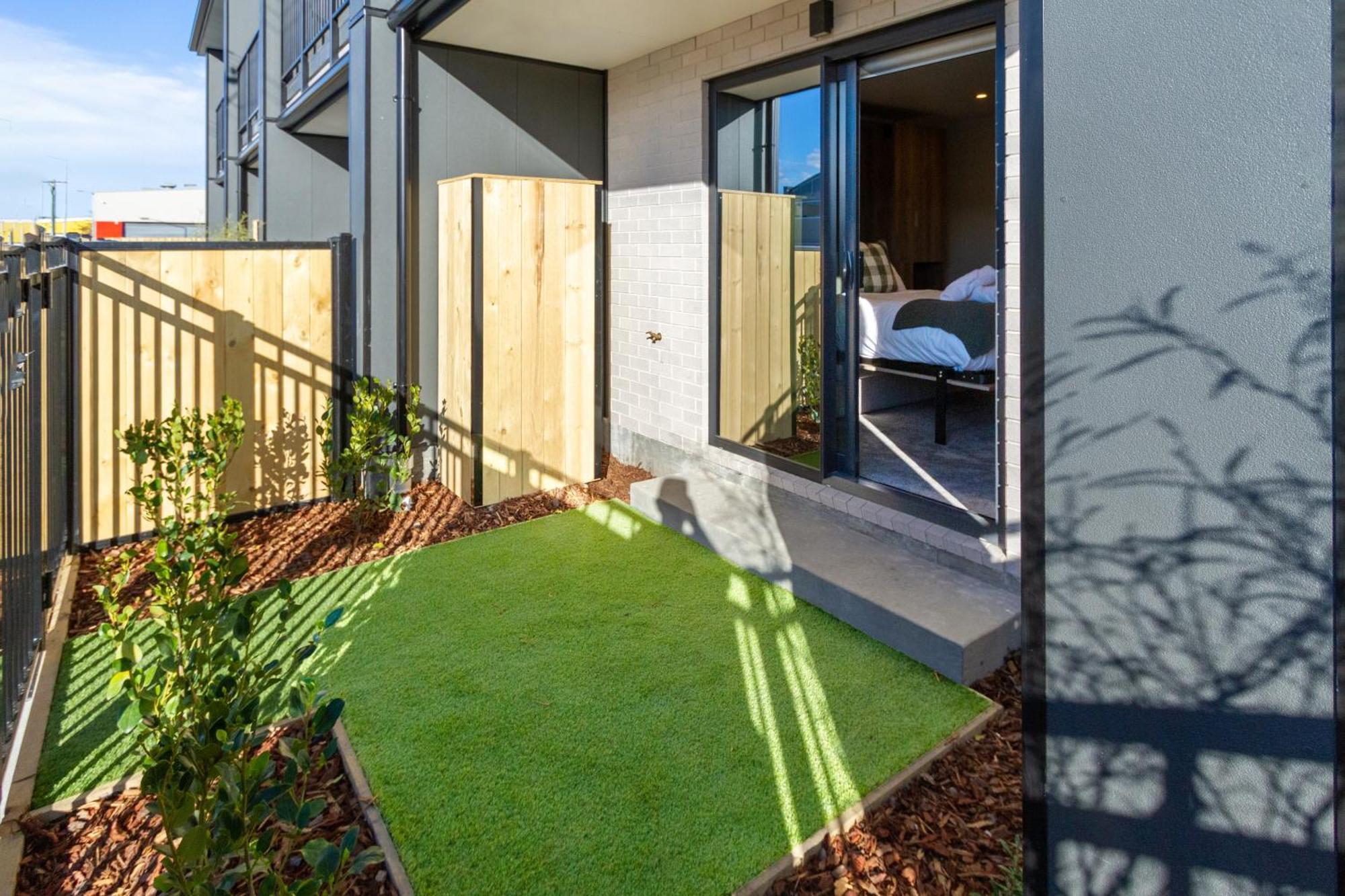 Single Level Studio Escape On Wilmer St - Central Christchurch Extérieur photo